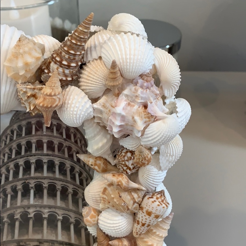 Handmade Genuine Shell Frame 5x5 - Picture 2 of 5